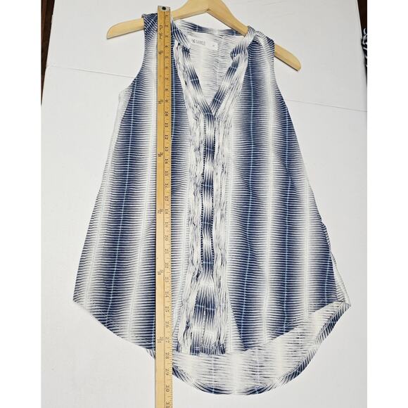 Carve Designs Top Medium Womens Middleton Sleeveless Button Front Blue V-neck - Picture 9 of 9